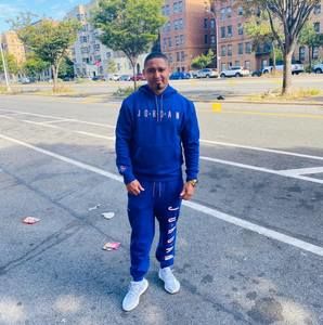 Meet your Posher, Manuel